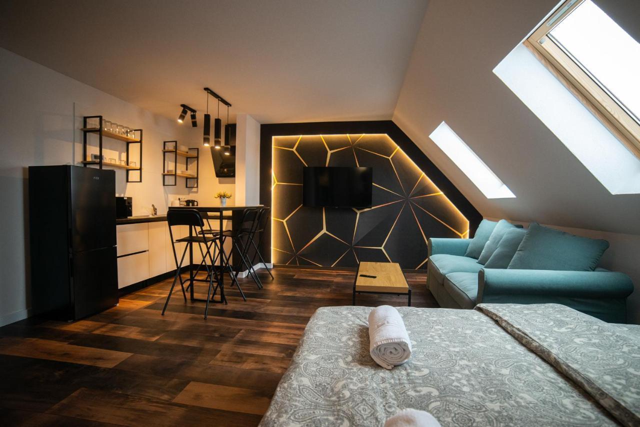 The Home Sweet Home Studio Apartment Георгени Экстерьер фото